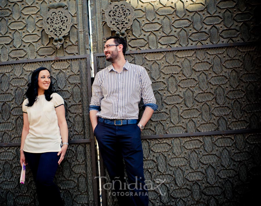 Preboda de Salud María y Francisco en los alrededores de la Mezquita de Córdoba fotografía 03