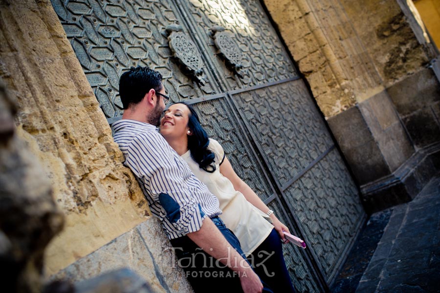 Preboda de Salud María y Francisco en los alrededores de la Mezquita de Córdoba fotografía 12