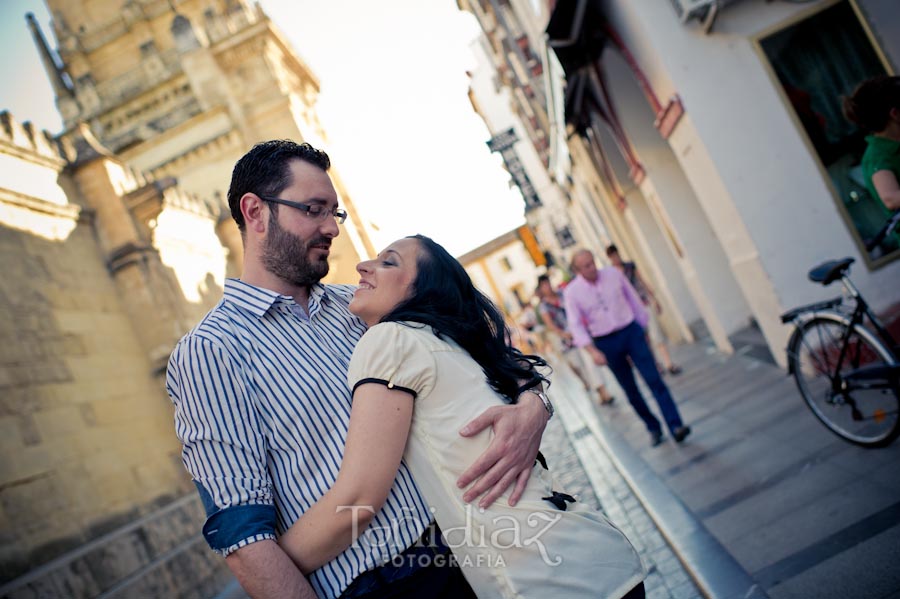 Preboda de Salud María y Francisco en los alrededores de la Mezquita de Córdoba fotografía 24