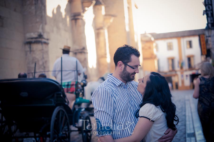 Preboda de Salud María y Francisco en los alrededores de la Mezquita de Córdoba fotografía 30