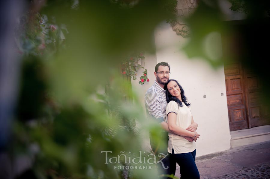 Preboda de Salud María y Francisco calle las flores de Córdoba fotografía 45