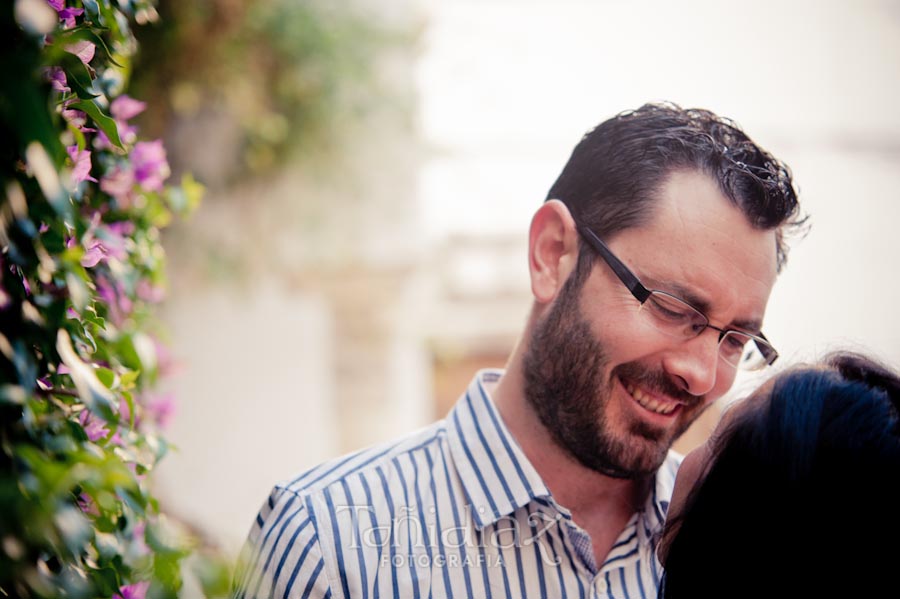 Preboda de Salud María y Francisco calle las flores de Córdoba fotografía 50