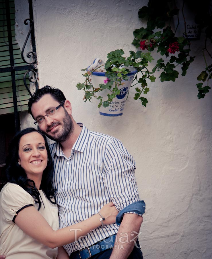 Preboda de Salud María y Francisco calle las flores de Córdoba fotografía 64