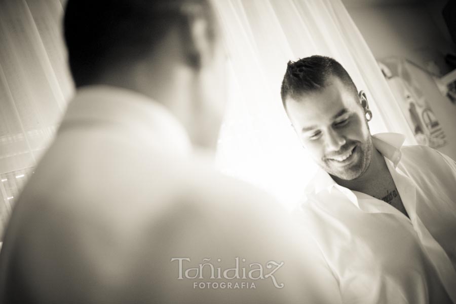 Boda de Oscar y Estefanía en casa del novio fotografía 007