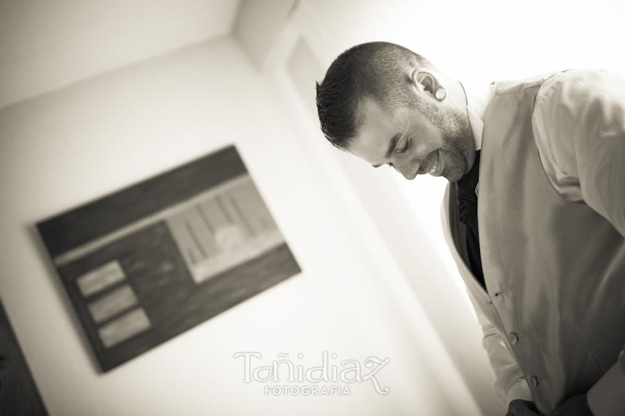 Boda de Oscar y Estefanía en casa del novio fotografía 012