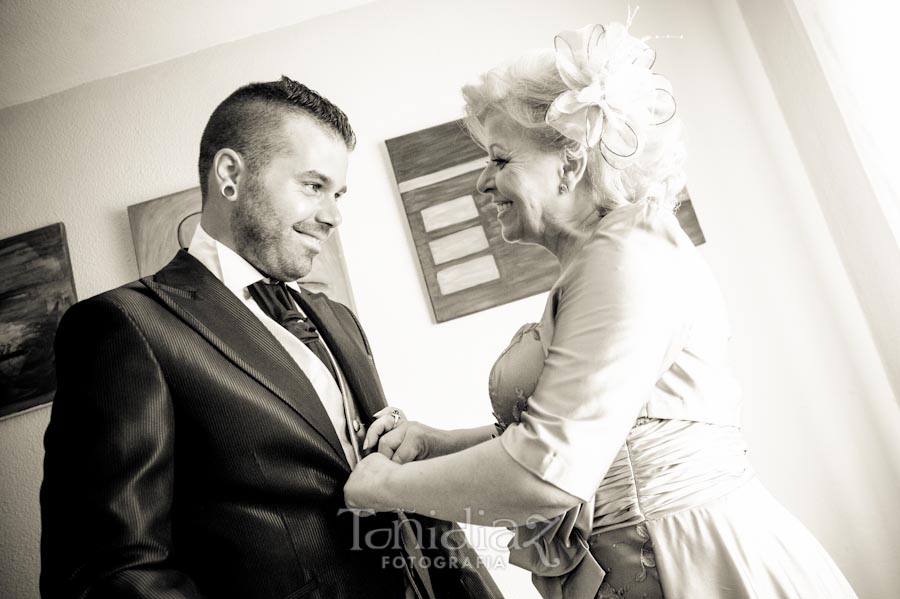 Boda de Oscar y Estefanía en casa del novio fotografía 015