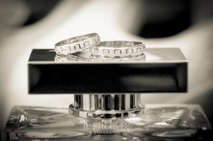 Boda de Oscar y Estefanía en casa de la novia fotografía 025