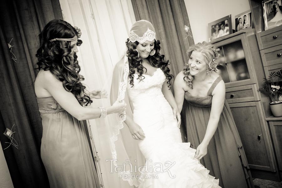 Boda de Oscar y Estefanía en casa de la novia fotografía 041