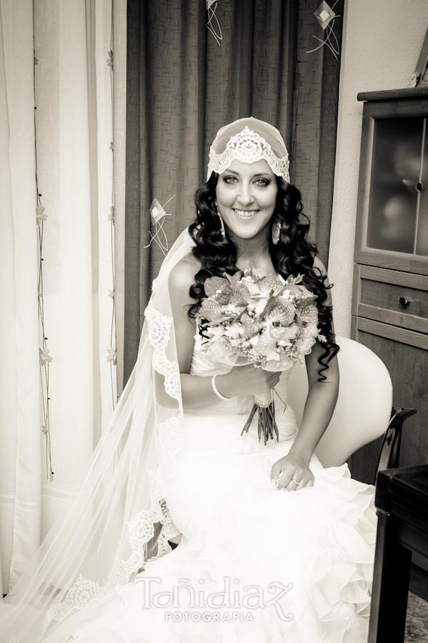 Boda de Oscar y Estefanía en casa de la novia fotografía 043