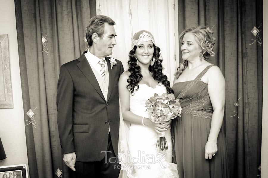 Boda de Oscar y Estefanía en casa de la novia fotografía 044