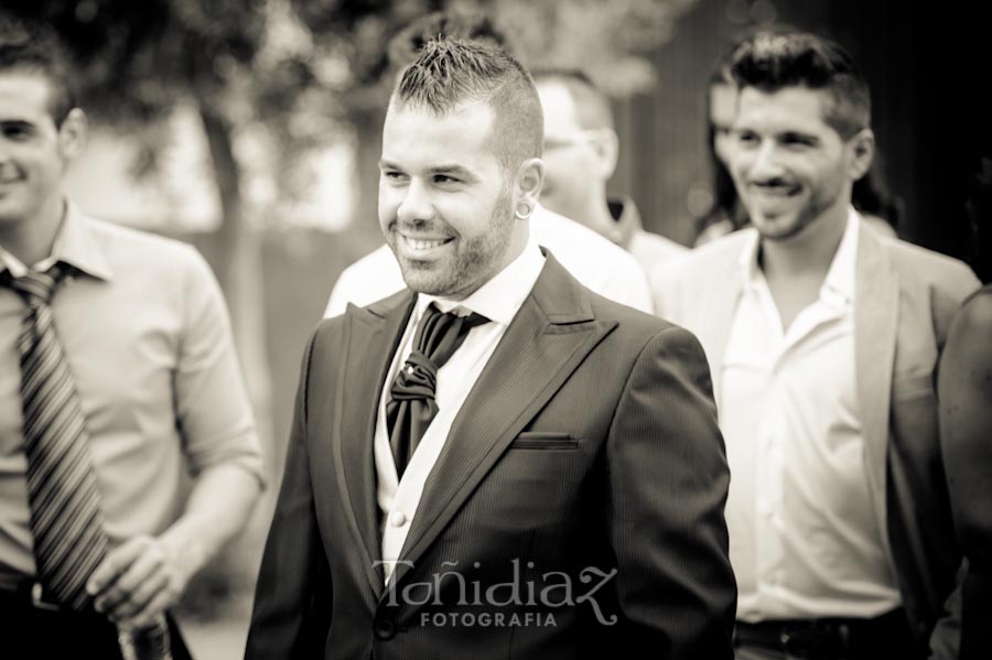 Boda de Oscar y Estefanía en la espera del novio fotografía 047