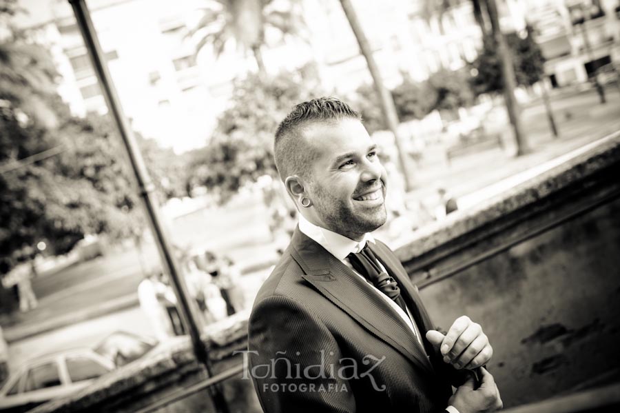 Boda de Oscar y Estefanía en la espera del novio fotografía 053