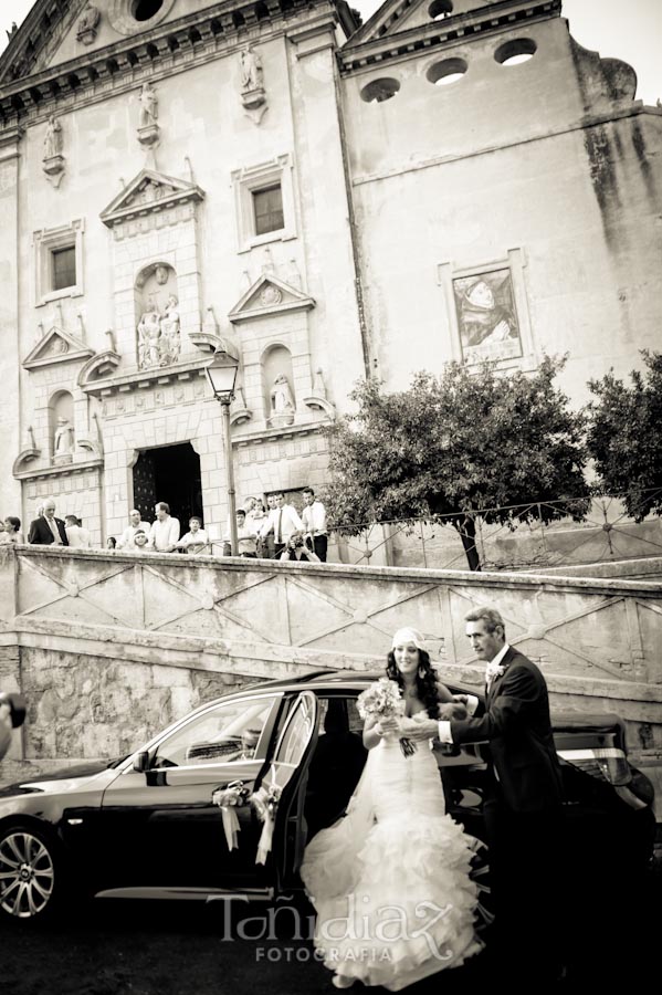 Boda de Oscar y Estefanía la llegada de la novia 056