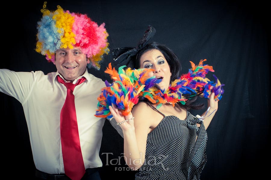 Photocall de disfraces en la Boda de Manolo y Teresa en Posadas Córdoba 36