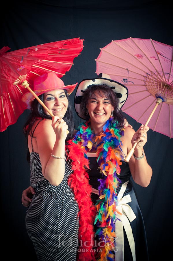 Photocall de disfraces en la Boda de Manolo y Teresa en Posadas Córdoba 56