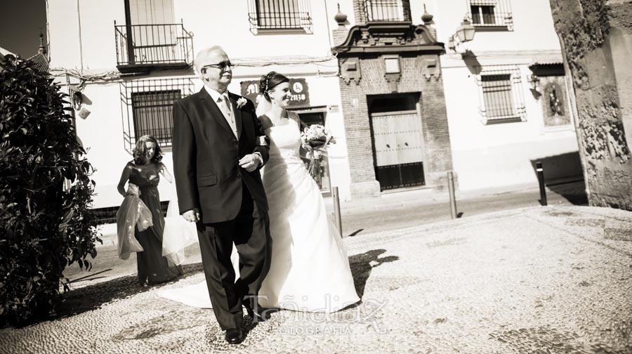 Boda de Javier y Miriam en la Iglesia de San Lorenzo en Córdoba 002