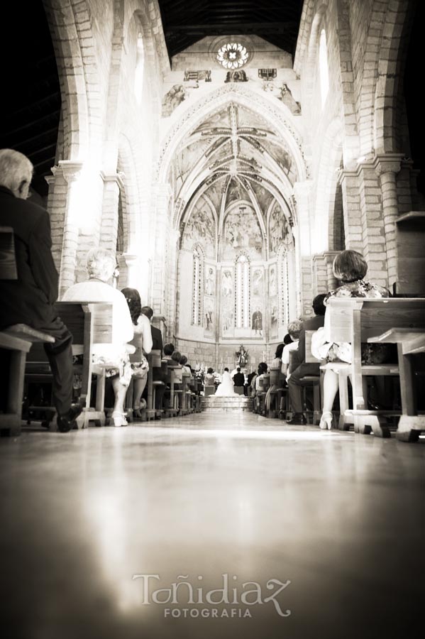 Boda de Javier y Miriam en la Iglesia de San Lorenzo en Córdoba 004