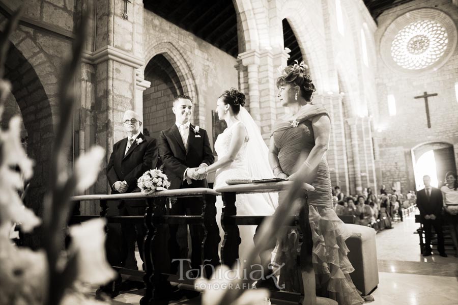 Boda de Javier y Miriam en la Iglesia de San Lorenzo en Córdoba 006