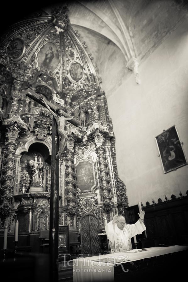 Boda de Carmen y Juan Antonio - Iglesia de San Pedro - © Toñi Díaz | fotografía 072