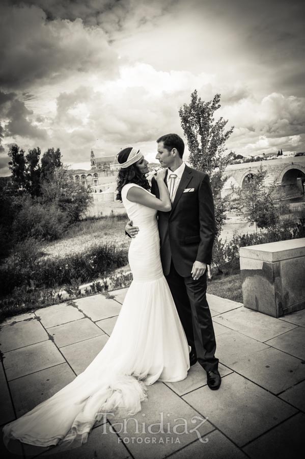 Boda de Carmen y Juan Antonio - Puente Romano de Córdoba - © Toñi Díaz | fotografía 096